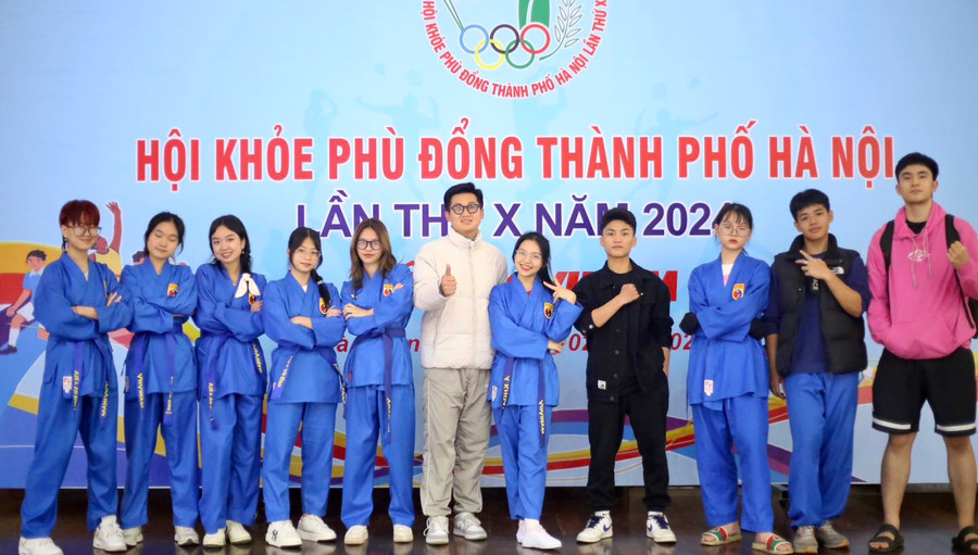Đội tuyển Vovinam đến từ Trường THPT FPT, huyện Thạch Thất. Đội tuyển Vovinam đến từ Trường THPT FPT, huyện Thạch Thất.