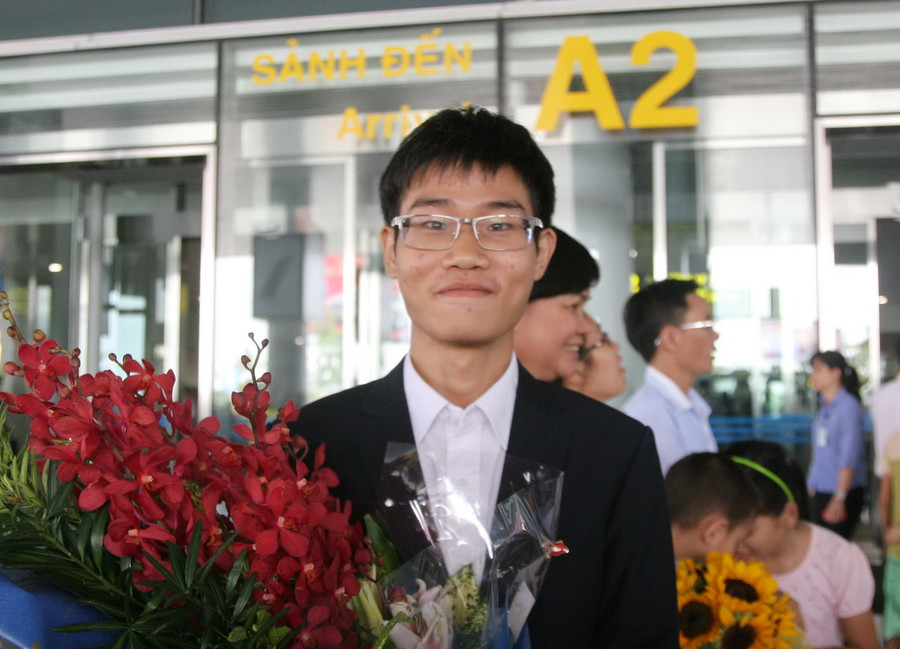 "Gã đầu bạc" và tấm huy chương vàng iCho 2016