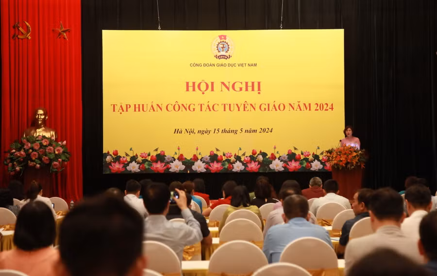 Quang cảnh hội nghị.