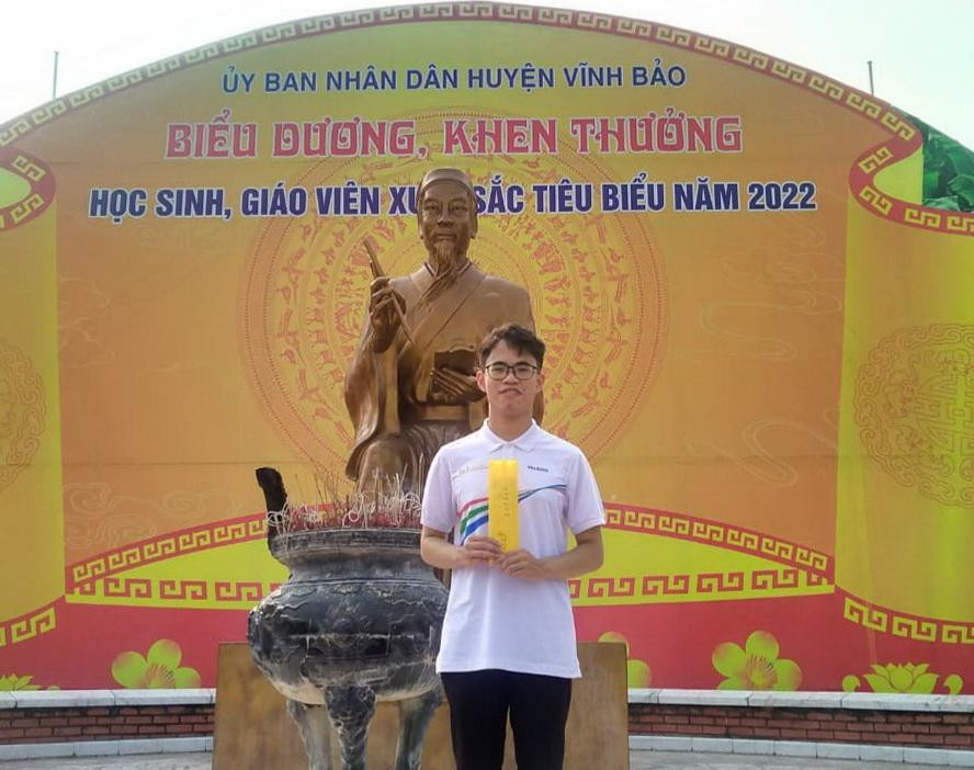 Vũ Bùi Đình Tùng tự tin trước trận chung kết Vũ Bùi Đình Tùng tự tin trước trận chung kết