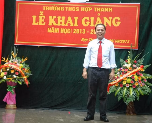 Thầy giáo chắp cánh ước mơ cho các học sinh ngoại thành