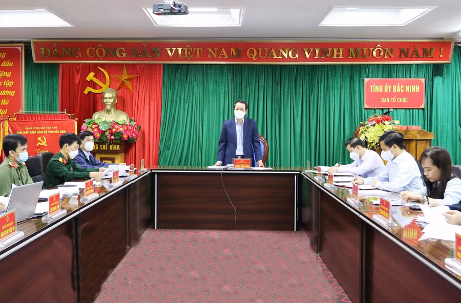 Phó Bí thư Thường trực Tỉnh ủy Bắc Ninh Nguyễn Quốc Chung phát biểu kết luận Hội nghị.