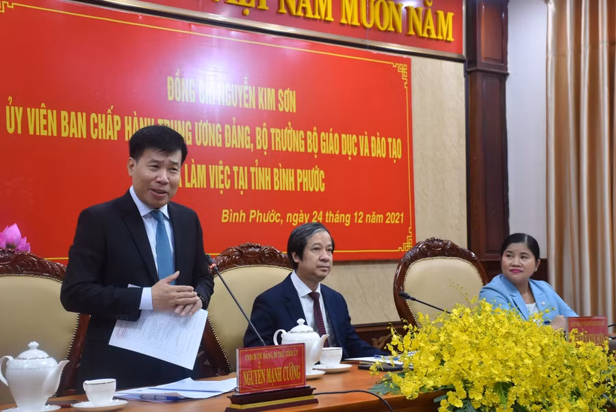 Ông Nguyễn Mạnh Cường - Bí thư Tỉnh ủy Bình Phước, phát biểu tại buổi làm việc.