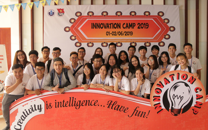 Sinh viên HCMIU tham gia hội trại Sinh viên HCMIU tham gia hội trại