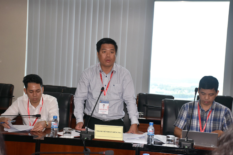 Ông Nguyễn Đức Trung - thành viên đoàn kiểm tra phát biểu góp ý với Ban chỉ đạo thi địa phương. Ông Nguyễn Đức Trung - thành viên đoàn kiểm tra phát biểu góp ý với Ban chỉ đạo thi địa phương.