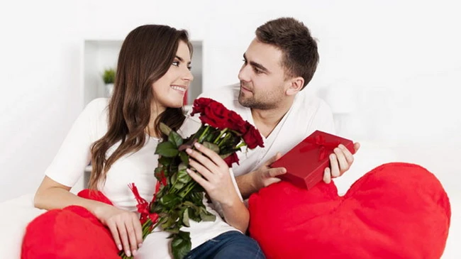 Cấm ngày Valentine để ngăn chặn học sinh làm chuyện “xằng bậy“