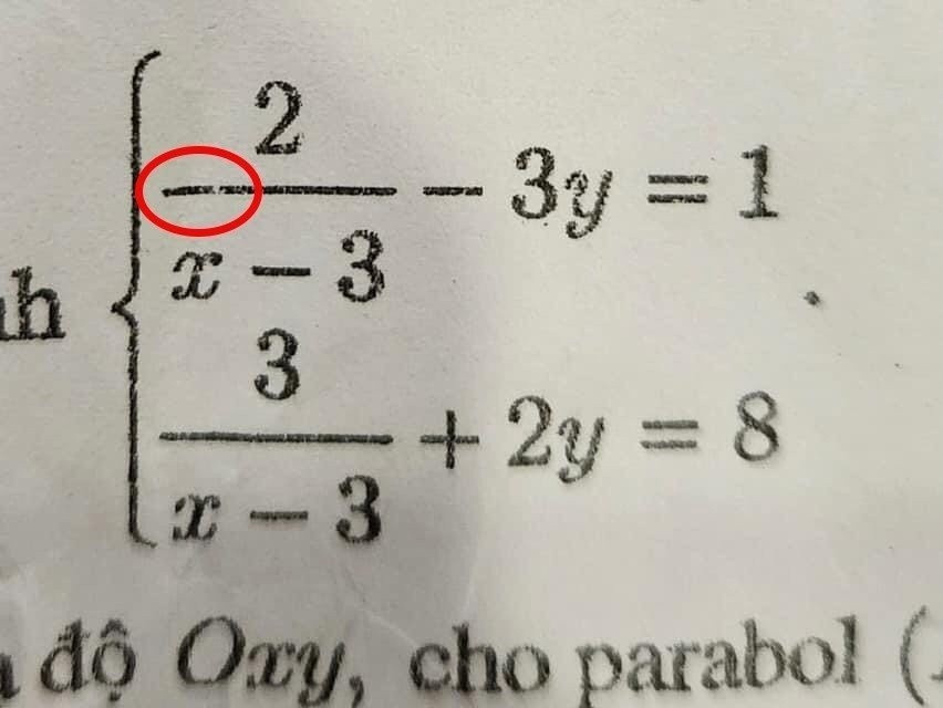 Đề thi được cho là mắc lỗi in ấn. Đề thi được cho là mắc lỗi in ấn.