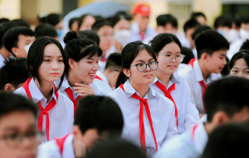 Học sinh Trường THCS Nguyễn Đức Cảnh, huyện Thái Thuỵ trong ngày khai giảng năm học mới. Học sinh Trường THCS Nguyễn Đức Cảnh, huyện Thái Thuỵ trong ngày khai giảng năm học mới.