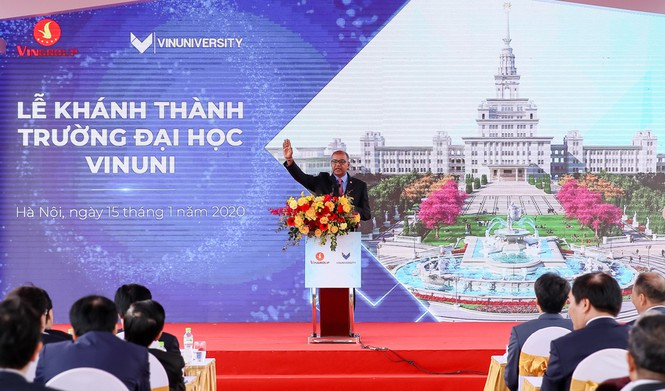 GS Rohit Verma tại sự kiện khánh thành đại học VinUni GS Rohit Verma tại sự kiện khánh thành đại học VinUni