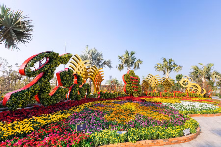 Tưng bừng lễ hội xuân Vinhomes xuyên tết Canh Tý