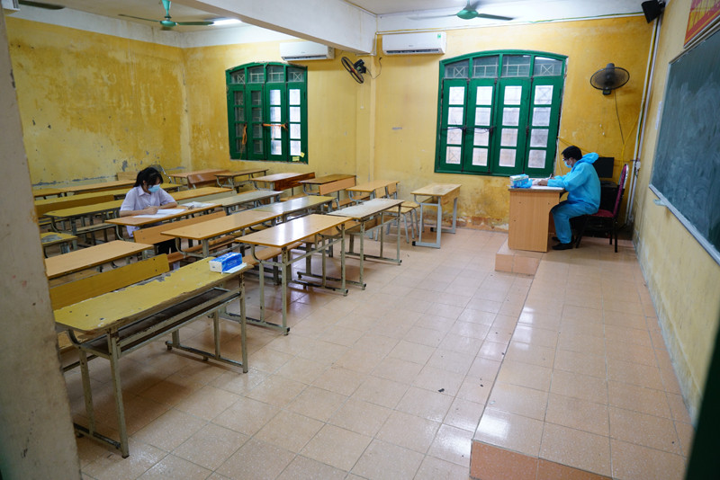 Thí sinh Chử Thị Phương D trước giờ thi