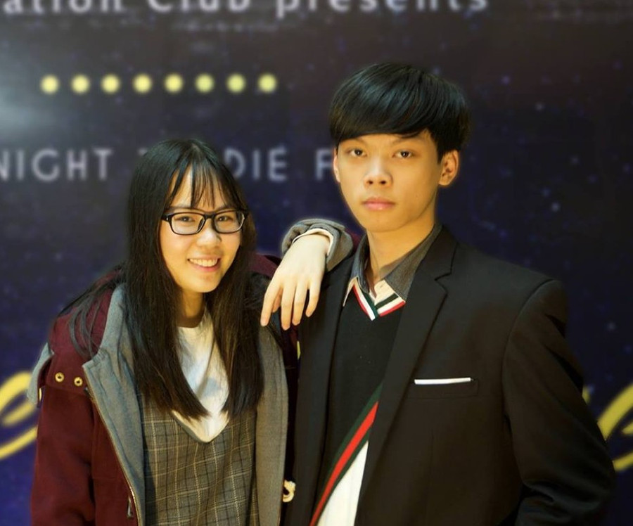 Tú với vai trò là một MC trong các chương trình văn nghệ của trường Lê Hồng Phong Tú với vai trò là một MC trong các chương trình văn nghệ của trường Lê Hồng Phong