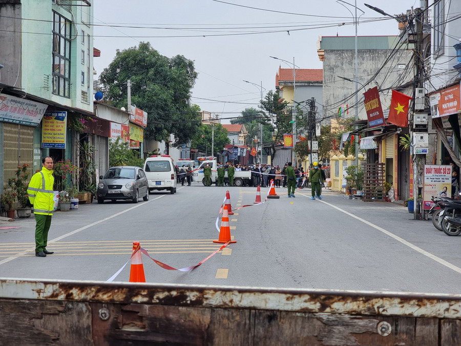 Khu vực hiện trường xảy ra vụ việc. Khu vực hiện trường xảy ra vụ việc.