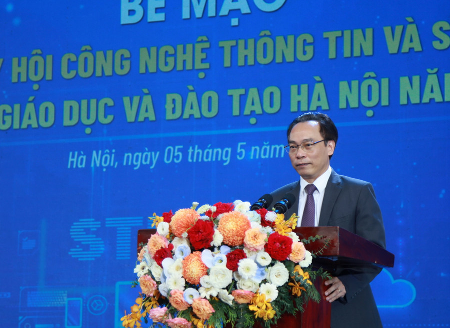 Thứ trưởng Bộ GD&ĐT Hoàng Minh Sơn phát biểu tại lễ bế mạc. Thứ trưởng Bộ GD&ĐT Hoàng Minh Sơn phát biểu tại lễ bế mạc.