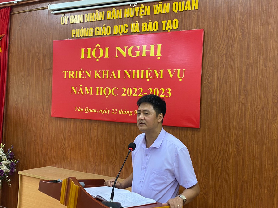 Ông Ngô Văn Hiền - Trưởng phòng GD&ĐT huyện Văn Quan, tỉnh Lạng Sơn. Ông Ngô Văn Hiền - Trưởng phòng GD&ĐT huyện Văn Quan, tỉnh Lạng Sơn.