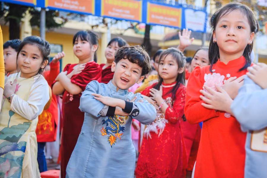 Học sinh Trường Tiểu học Thanh Bình TP. Ninh Bình).