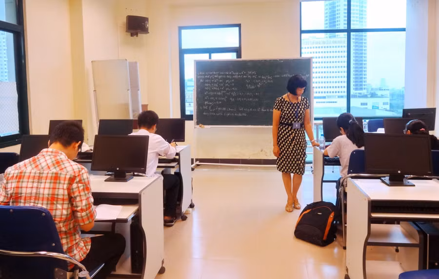 Đội tuyển Olympic Hóa học tập trung tại Trường Đại học Sư phạm Hà Nội.