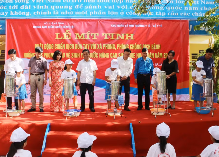 Hà Tĩnh: Phát động chiến dịch rửa tay với xà phòng