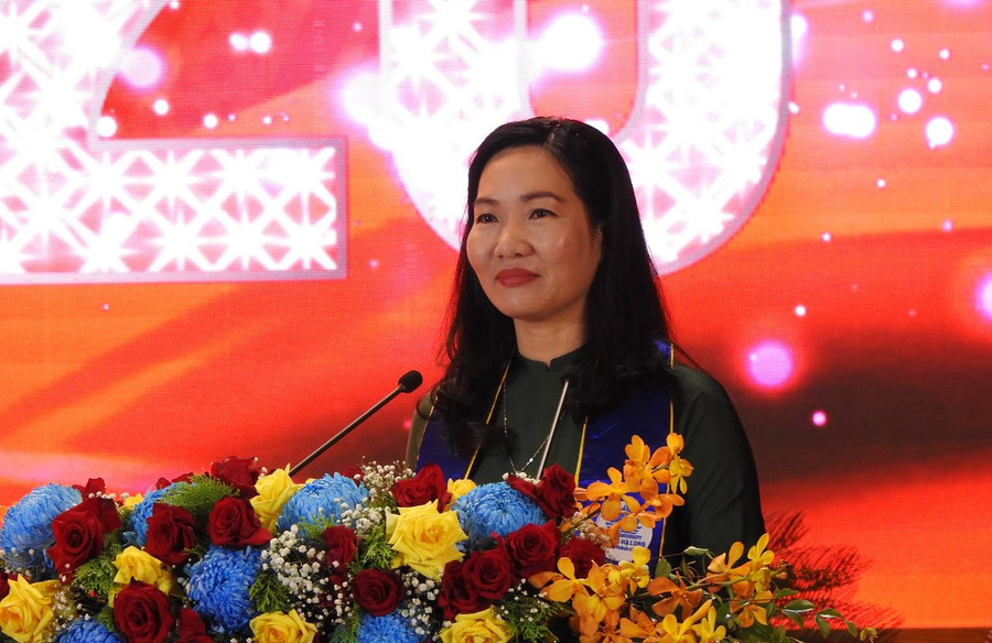 Bà Nguyễn Thị Hạnh, Phó Chủ tịch UBND tỉnh Quảng Ninh phát biểu tại buổi lễ. Ảnh: Minh Cương Bà Nguyễn Thị Hạnh, Phó Chủ tịch UBND tỉnh Quảng Ninh phát biểu tại buổi lễ. Ảnh: Minh Cương