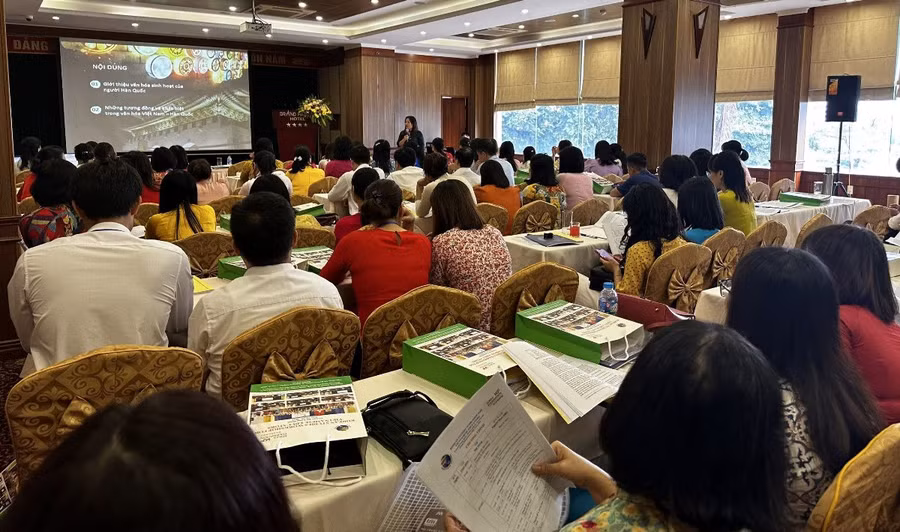 Quang cảnh lớp tập huấn.