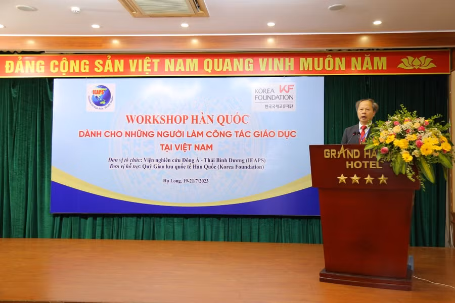 TS. Trần Quang Minh, Viện trưởng Viện nghiên cứu Đông Á – Thái Bình Dương, phát biểu tổng kết.