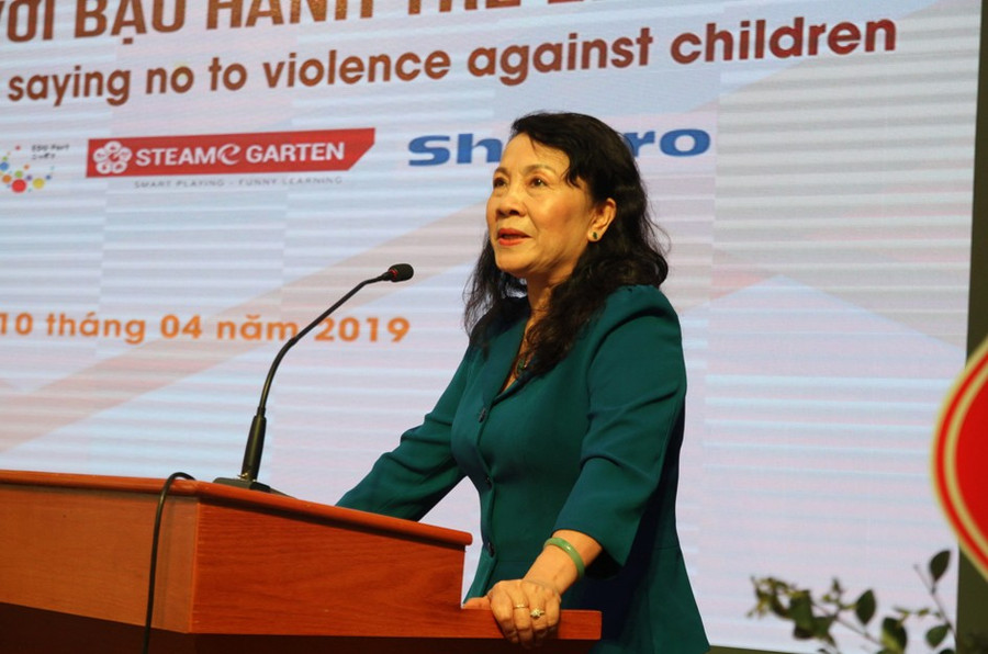 Thứ trưởng Nguyễn Thị Nghĩa phát biểu tại hội thảo