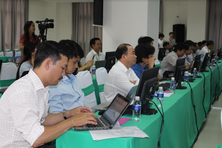 Từ đề xuất, thảo luận tại buổi tập huấn, phần mềm sẽ được hoàn chỉnh để phục vụ cho kỳ tuyển sinh ĐH, CĐ 2017 sắp tới. Từ đề xuất, thảo luận tại buổi tập huấn, phần mềm sẽ được hoàn chỉnh để phục vụ cho kỳ tuyển sinh ĐH, CĐ 2017 sắp tới.