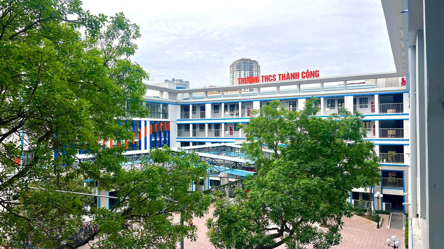 Trường THCS Thành Công - một trong 5 điểm thi tại quận Ba Đình. Trường THCS Thành Công - một trong 5 điểm thi tại quận Ba Đình.