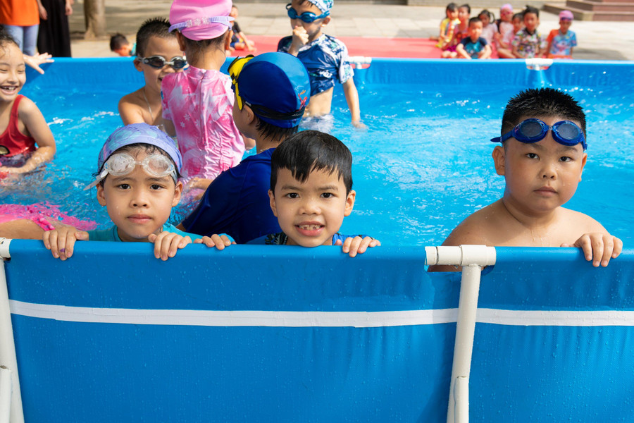 Trường Tiểu học Yên Hòa tổ chức nhiều câu lạc bộ hè ý nghĩa cho học sinh. Trường Tiểu học Yên Hòa tổ chức nhiều câu lạc bộ hè ý nghĩa cho học sinh.