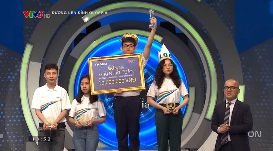 Vương Gia Kiệt giành vòng nguyệt quế.