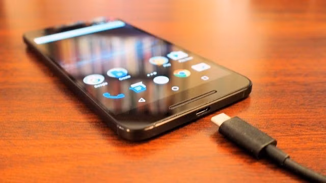 Cong sac USB khong the gay no dien thoai hinh anh 2