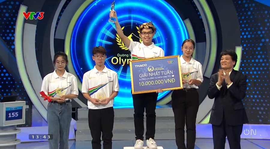 Hoàng Ngọc Thịnh giành vòng nguyệt quế cuộc thi tuần Olympia. Hoàng Ngọc Thịnh giành vòng nguyệt quế cuộc thi tuần Olympia.