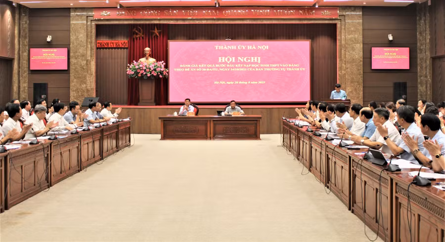 Quang cảnh hội nghị