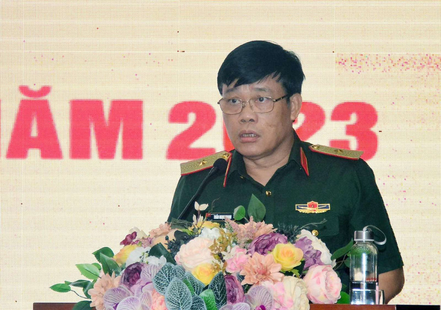 Thiếu tướng Trần Ngọc Thanh phát biểu chỉ đạo tập huấn.