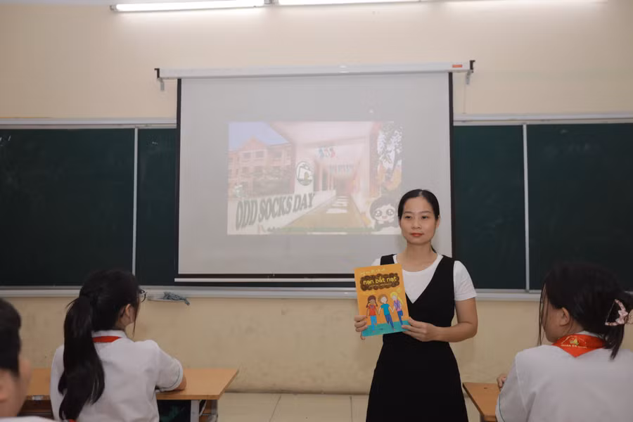 Cô Bùi Thị Quynh trong một giờ lên lớp.