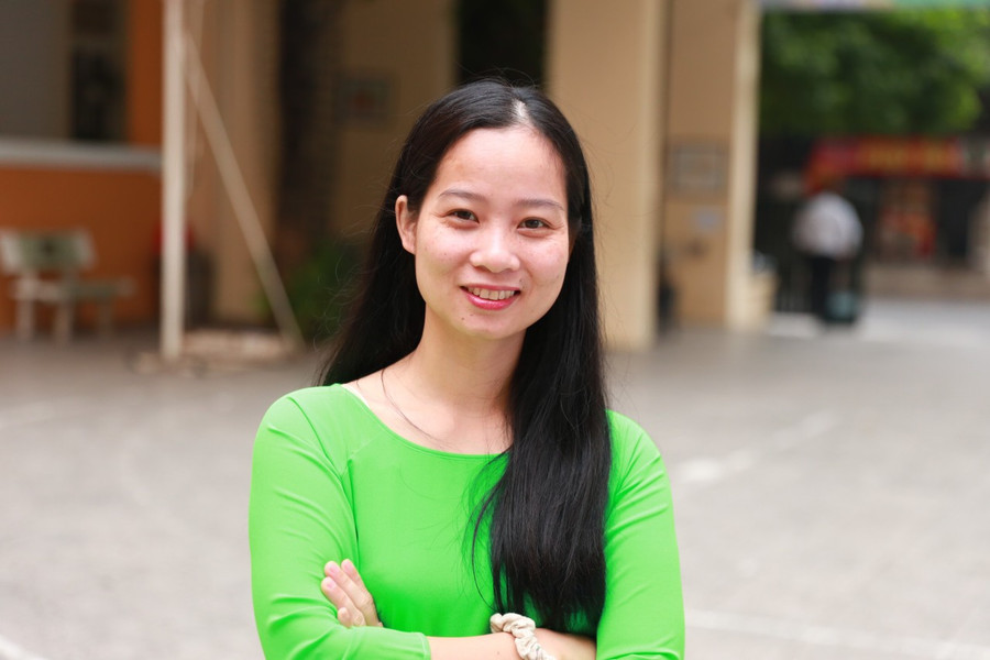 Cô giáo Bùi Thị Quynh. Cô giáo Bùi Thị Quynh.