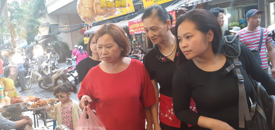 Món cá kho phố cổ của văn hóa “ba sáu phố phường” ảnh 5 Món cá kho phố cổ của văn hóa “ba sáu phố phường” ảnh 5