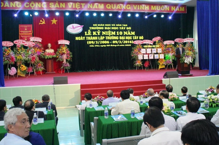 Quang cảnh buổi lễ