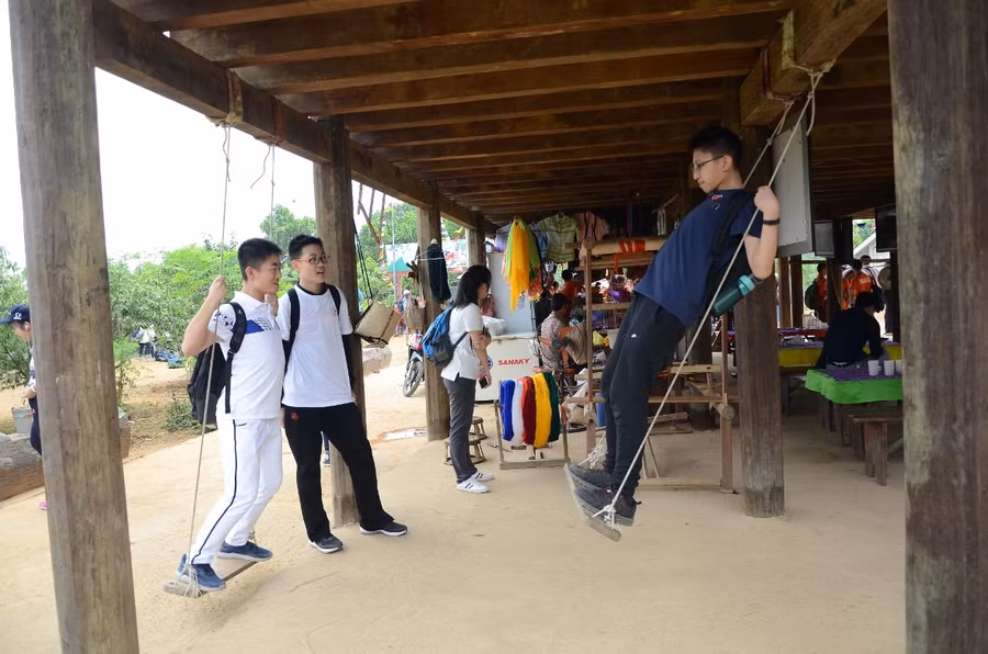 Học sinh quốc tế thích thú với các hoạt động trải nghiệm văn hóa Việt Nam ảnh 8