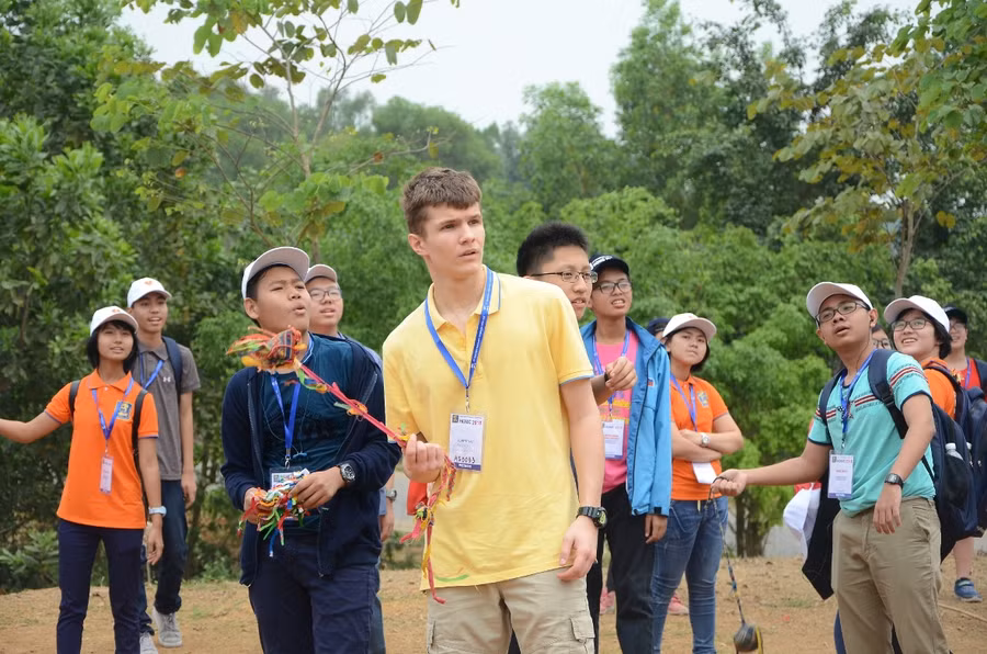 Học sinh quốc tế thích thú với các hoạt động trải nghiệm văn hóa Việt Nam ảnh 10