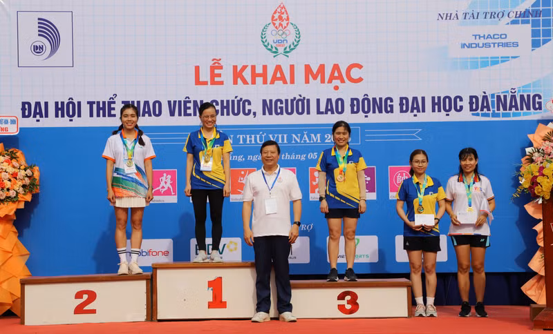 chay-bo-nu.jpg