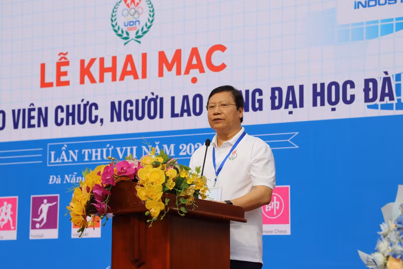 pgs-ts-le-quang-son-pho-giam-doc-dai-hoc-da-nang.jpg