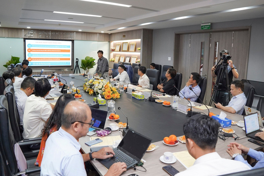 Quang cảnh buổi tọa đàm khoa học về việc tham gia hệ thống trích dẫn Wos, Scopus của các tạp chí khoa học Việt Nam. chia-se-kinh-nghiem-trong-viec-tham-gia-he-thong-trich-dan-wos-scopus2.jpg