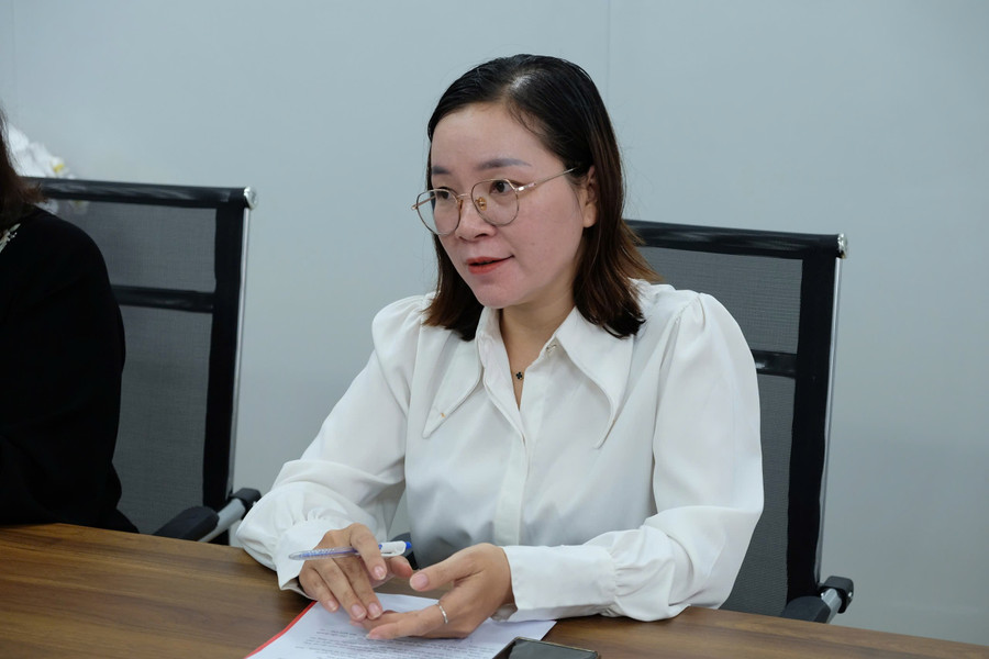 ThS Lê Thị Bích Thảo đang trả lời tư vấn trực tuyến. co-thao-2.jpg
