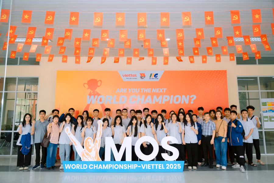 cac-thi-sinh-tham-du-vong-loai-quoc-gia-moswc-viettel-2025.jpg