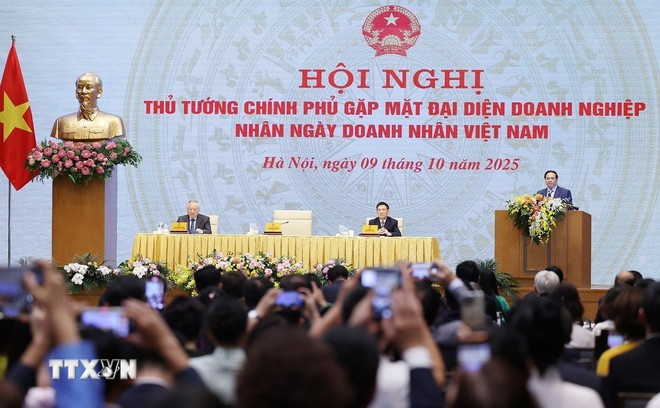 Thủ tướng Phạm Minh Chính phát biểu tại Hội nghị gặp mặt đại diện doanh nghiệp nhân Ngày Doanh nhân Việt Nam. (Ảnh: Dương Giang/TTXVN) Thủ tướng Phạm Minh Chính phát biểu tại Hội nghị gặp mặt đại diện doanh nghiệp nhân Ngày Doanh nhân Việt Nam. (Ảnh: Dương Giang/TTXVN)