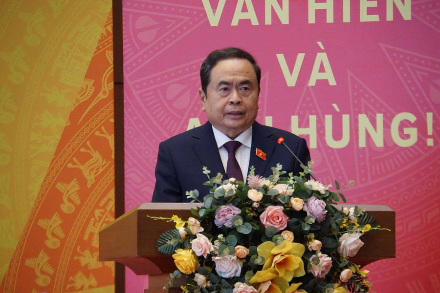 Ủy viên Bộ Chính trị, Bí thư Đảng ủy Quốc hội, Chủ tịch Quốc hội Trần Thanh Mẫn phát biểu chỉ đạo tại Đại hội lần thứ I của Ủy Ban VH&XH. Ủy viên Bộ Chính trị, Bí thư Đảng ủy Quốc hội, Chủ tịch Quốc hội Trần Thanh Mẫn phát biểu chỉ đạo tại Đại hội lần thứ I của Ủy Ban VH&XH.