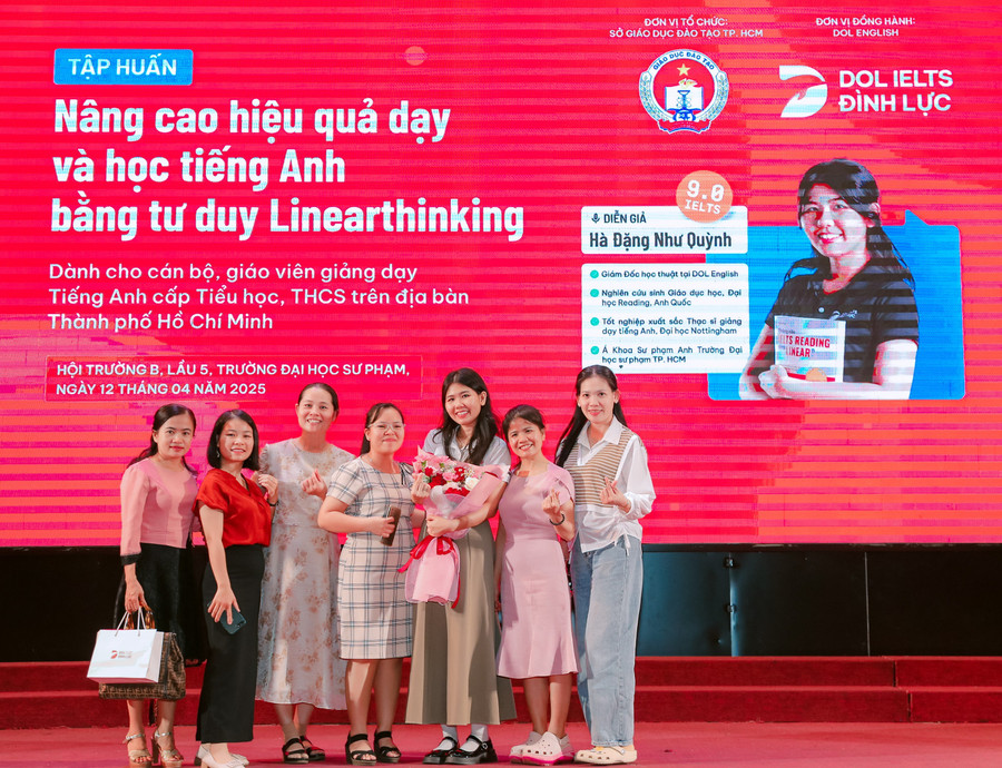 Diễn giả Như Quỳnh tại buổi tập huấn dành cho giáo viên tiểu học, THCS tại TPHCM. 3-quynh-dhsp-14.jpg