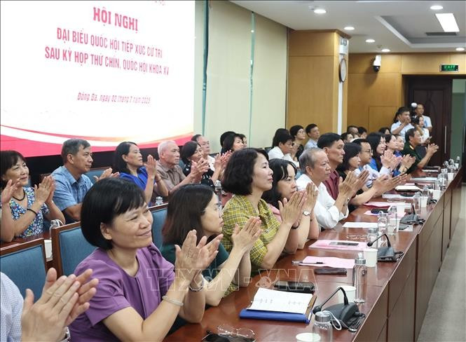 Cử tri Hà Nội dự hội nghị. Ảnh: Thống Nhất/TTXVN