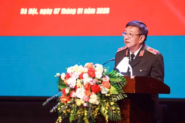 Thiếu tướng Đỗ Triệu Phong phát biểu tại buổi lễ.